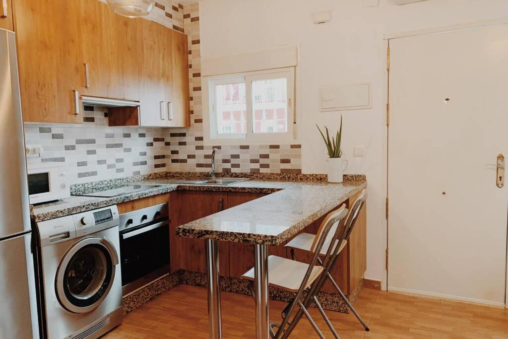 Precioso Apartamento A 50M De La Playa En El Palo Malaga Ngoại thất bức ảnh
